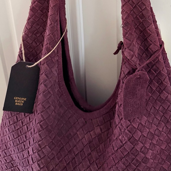Woven Suede Leather Slouchy Hobo Shoulder Bag, Burgundy Red Purple - Picture 5 of 15